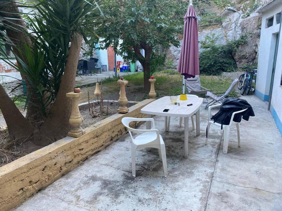 Appt 4 Pers Avec Jardin Ombrage En Centre Ville De Sète Eksteriør bilde