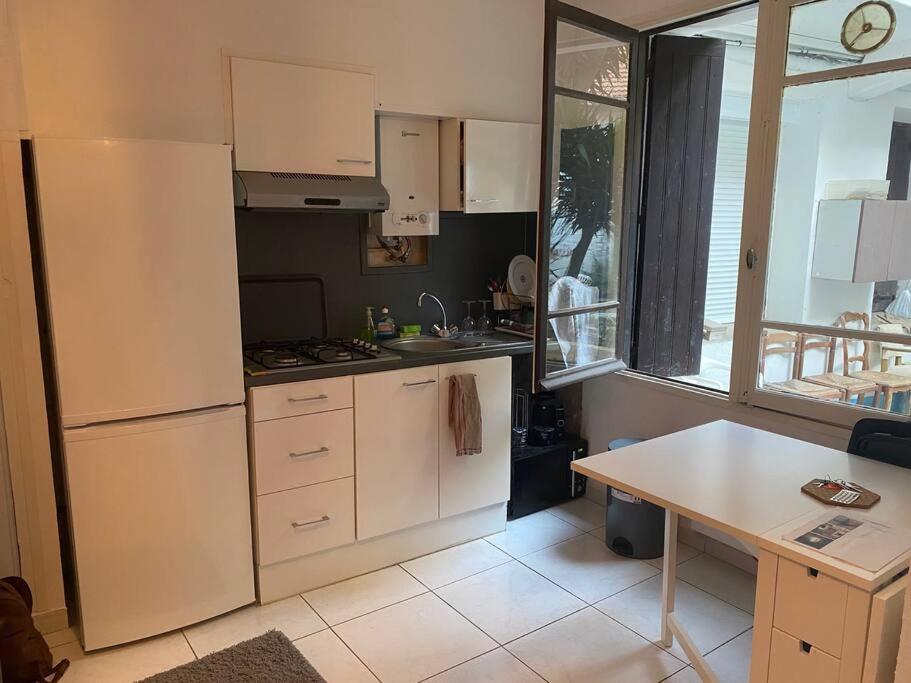 Appt 4 Pers Avec Jardin Ombrage En Centre Ville De Sète Eksteriør bilde